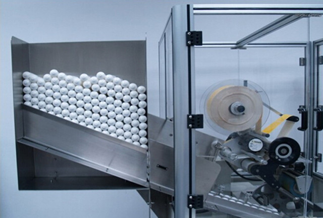 Màquina d’etiquetatge automàtica de tubs per a detalls de tubs de loció de crema de pasta